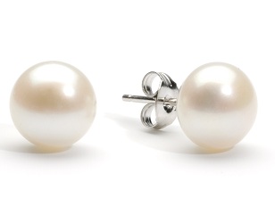 pearl-earrings