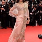 Sonam Kapoor in Dhoti drape spruced up with a cape