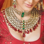 kundan-jewellery-and-polki-jewellery