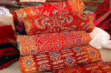 Til Patra Phulkari