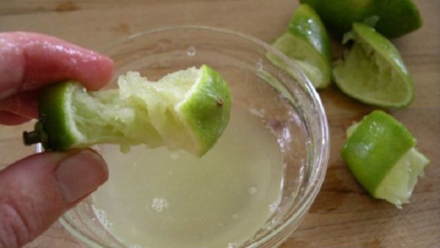 mixture of sugar and lemon juice for mehendi