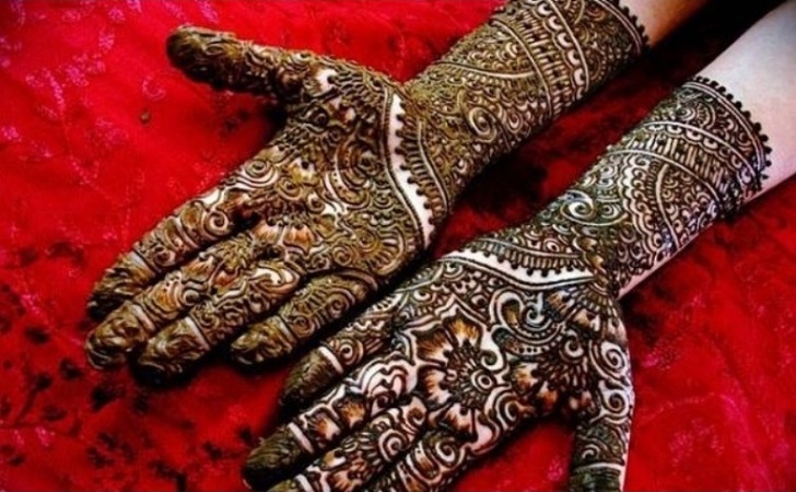 Beautiful Mehendi Design For Eid