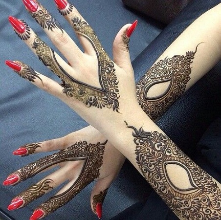 Full Lace Glove Mehendi Design