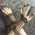 Gorgeous Lacy Glove Mehendu