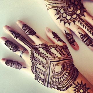 Karwa Chauth Mehendi Back Design