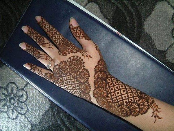 Mehendi Design For Eid 2017