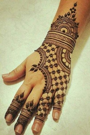 Net Mehendi Design For Back