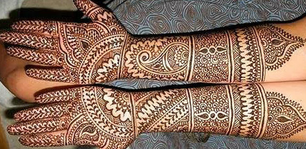 Paisley Bridal Mehendi Design