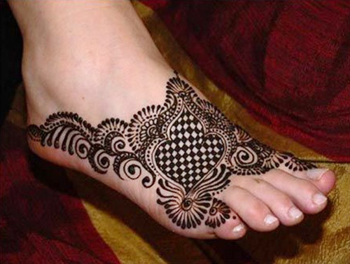 Punjabi Mehendi Design For Feet