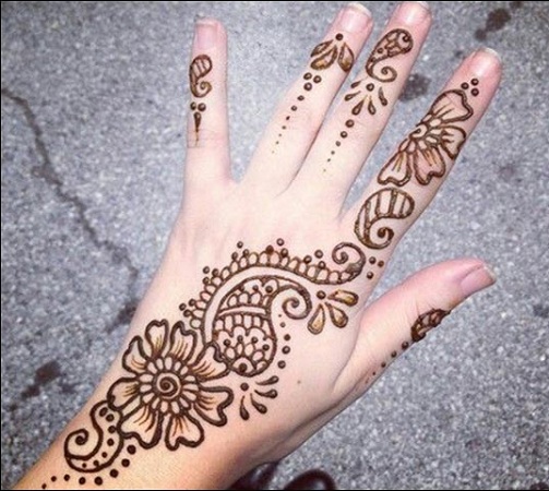 Simple Flower and Paisley Design Back Mehendi Design