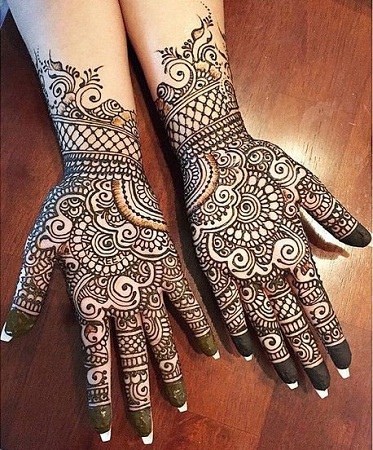 Traditional Mehendi DEsign For Diwali