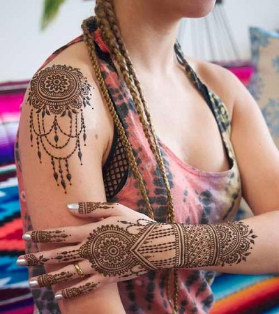 shoulder mehendi