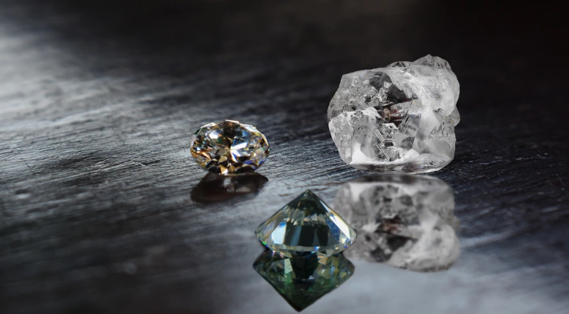 lab-grown gemstones versus natural diamonds