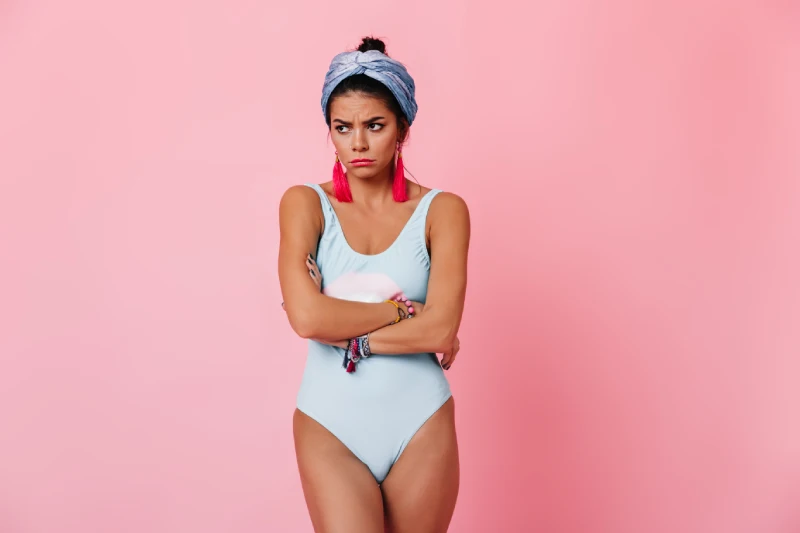 wear a bra under a swimsuit